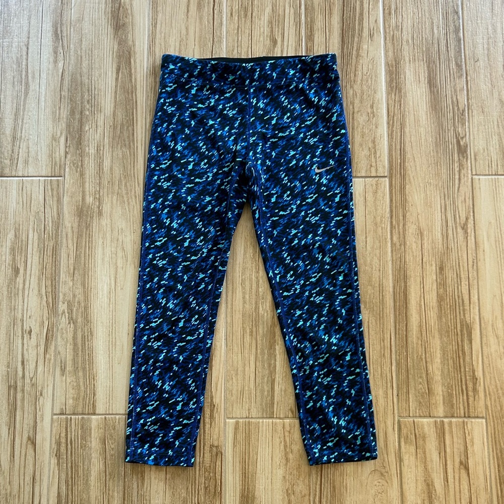 Nike Dri-Fit blue patterned cropped leggings Size S